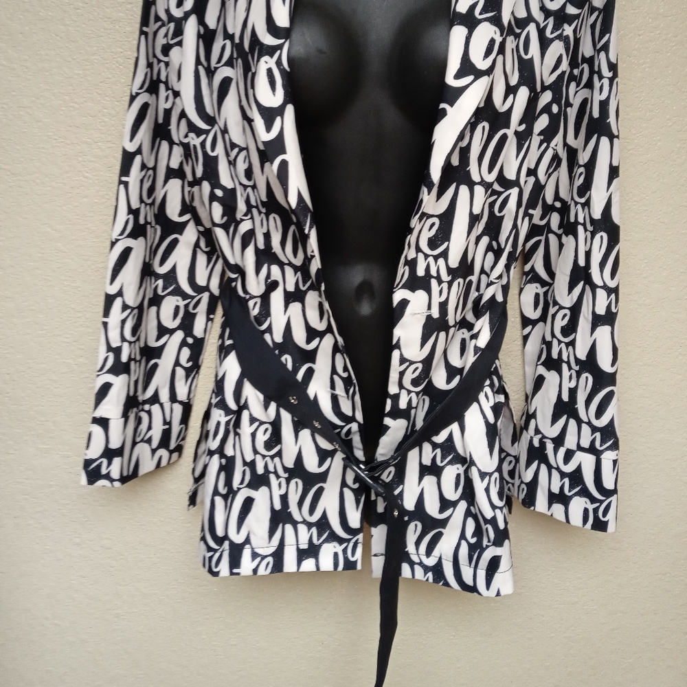 🎉🎉🎉Women's Jacket Size M Militicolored